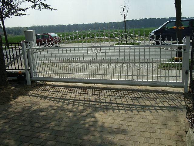 tore008_gr.jpg